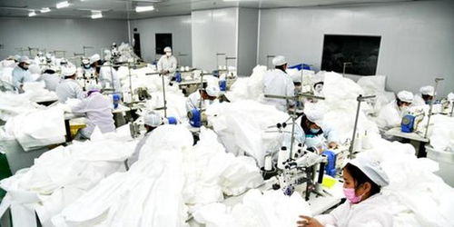 化危為機 戶外服飾用品企業轉型，轉產醫用防護服解燃眉之急